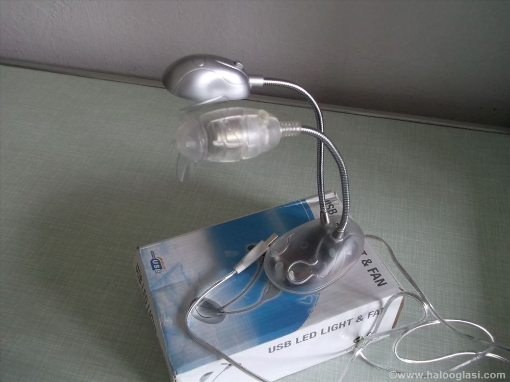 Stona lampa i mini ventilator (2u1) – novo